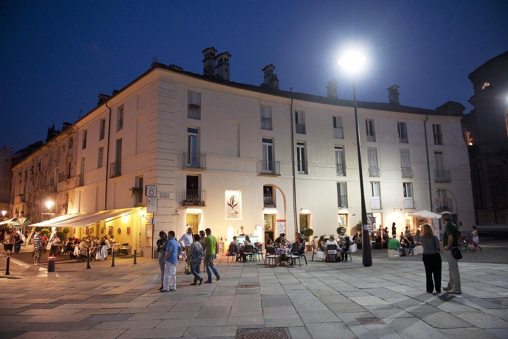 La Finestra Sulla Reggia Acomodação com café da manhã Venaria Reale Exterior foto